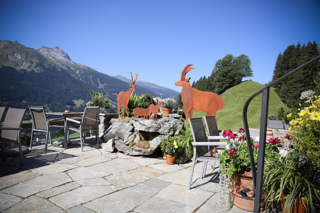 Berghaus Alpenroesli Hotel โคลสเตอร์ ภายนอก รูปภาพ