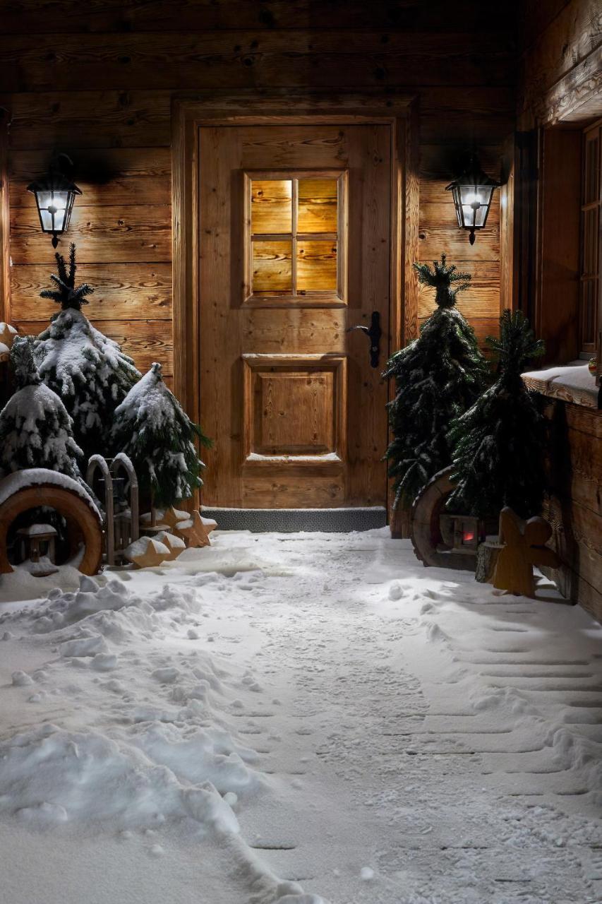 Berghaus Alpenroesli Hotel โคลสเตอร์ ภายนอก รูปภาพ
