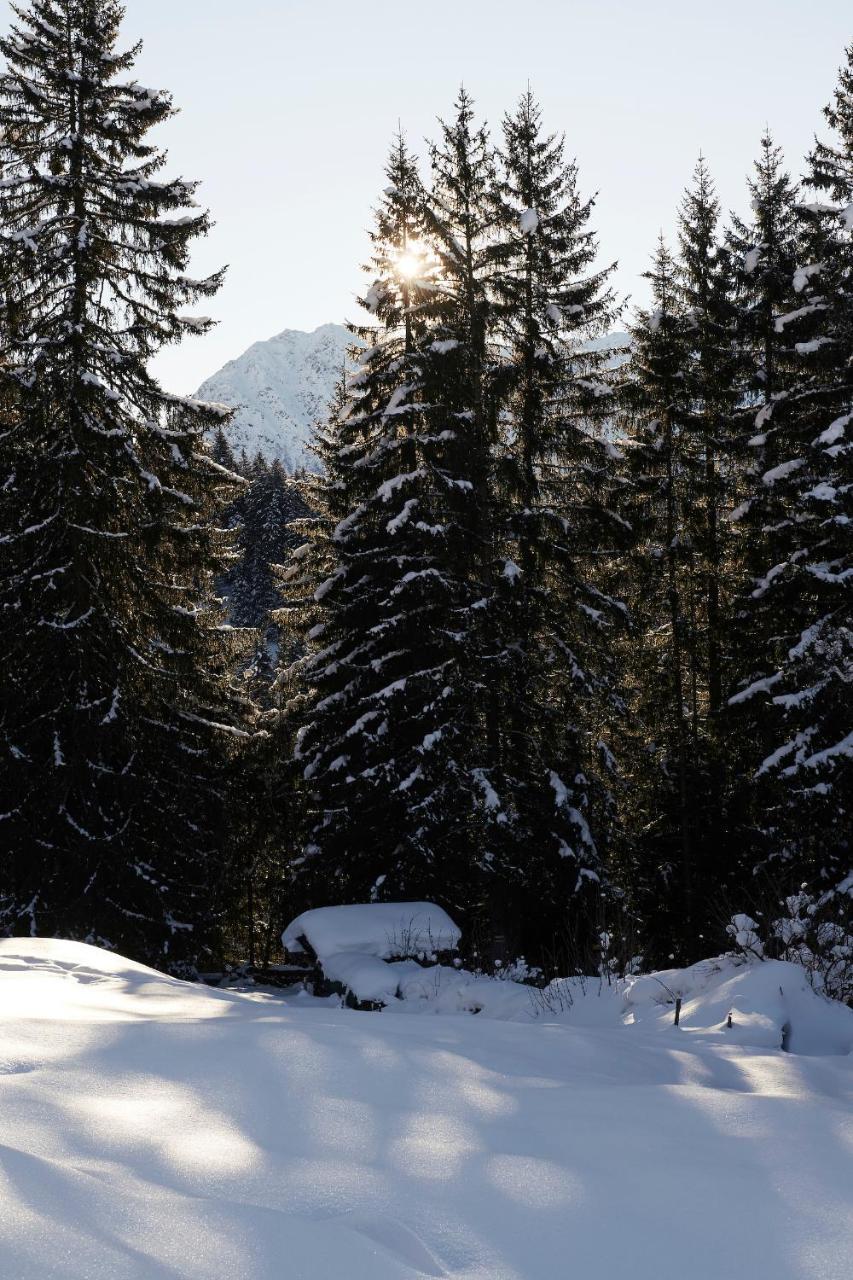 Berghaus Alpenroesli Hotel โคลสเตอร์ ภายนอก รูปภาพ